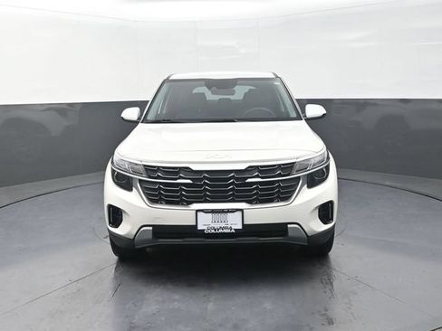 Used 2024 Kia Seltos LX AWD/4WD image 4