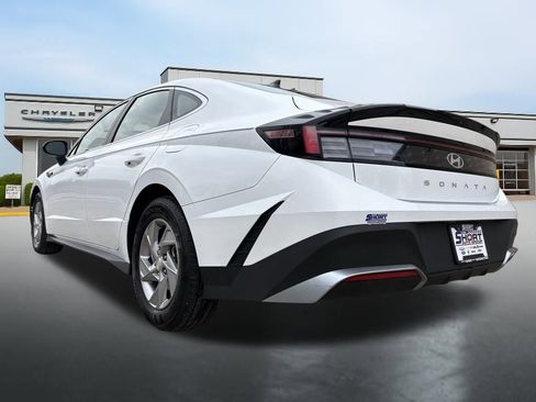 Used 2025 Hyundai Sonata SE image 9