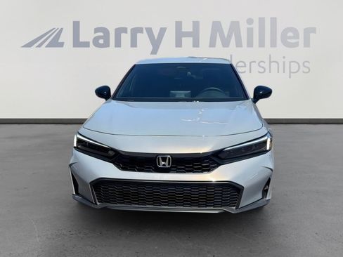 Used 2025 Honda Civic Sport image 4