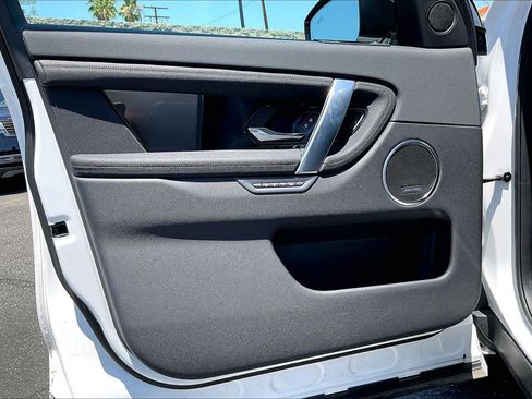 Certified 2025 Land Rover Discovery Sport S AWD/4WD image 20
