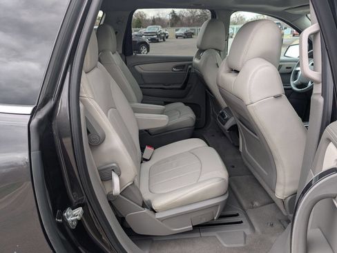 Used 2015 Chevrolet Traverse LTZ image 12