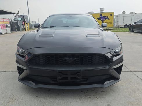 Used 2020 Ford Mustang Coupe w/ Equipment Group 101A RWD image 4