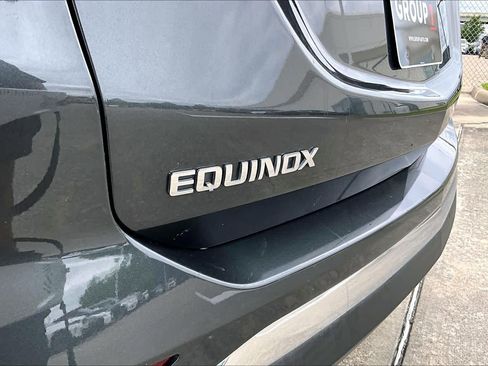 Used 2021 Chevrolet Equinox LT FWD image 29