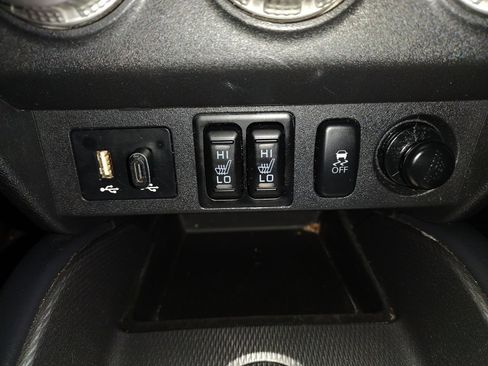 Used 2020 Mitsubishi Outlander Sport ES image 25