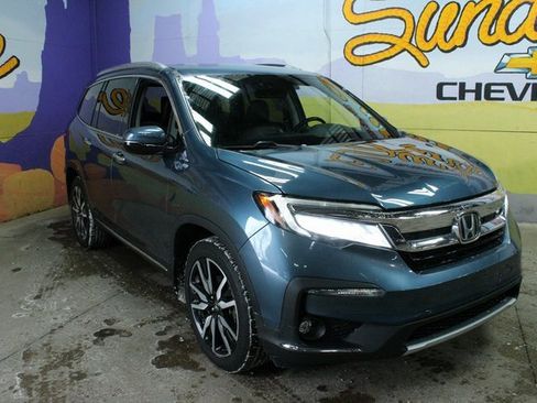 Used 2019 Honda Pilot Touring image 4