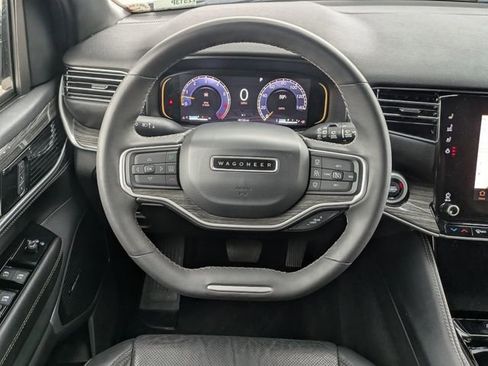 Used 2022 Jeep Wagoneer Series II image 17