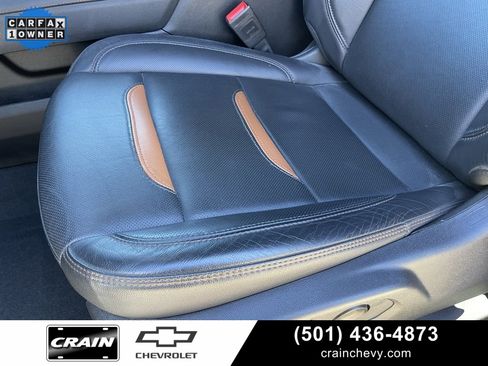 Used 2024 GMC Sierra 2500 AT4 image 24