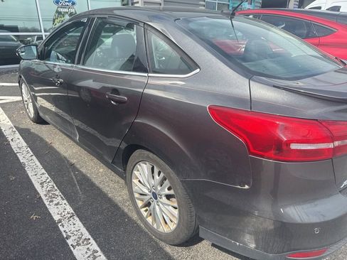 Used 2016 Ford Focus Titanium image 8