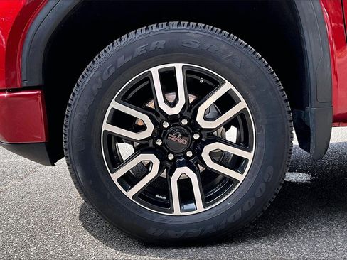 Used 2021 GMC Sierra 1500 AT4 w/ AT4 Preferred Package image 31