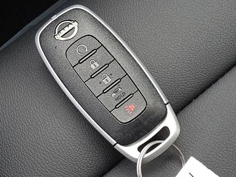 New 2026 Nissan Murano SV image 29