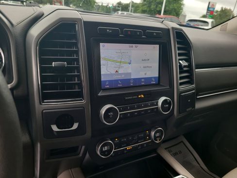 Used 2021 Ford Expedition XLT RWD image 18
