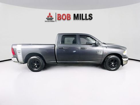 Used 2019 RAM 1500 Classic SLT RWD image 8