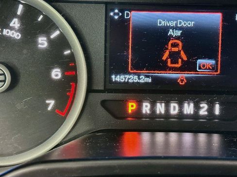 Used 2016 Ford F150 XLT w/ Equipment Group 302A Luxury AWD/4WD image 19
