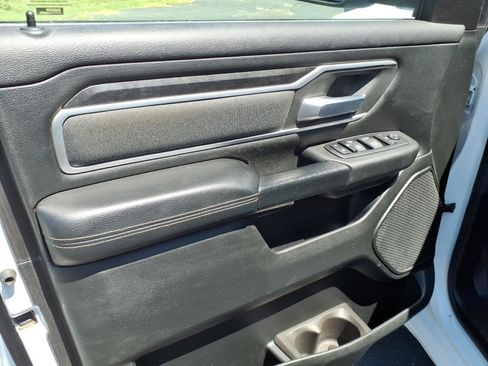 Used 2020 RAM 1500 Big Horn AWD/4WD image 7