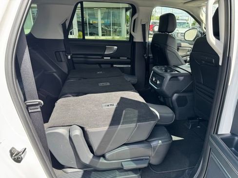 Certified 2025 Ford Expedition Max Platinum AWD/4WD image 35