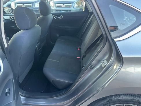 Used 2015 Nissan Sentra S image 18