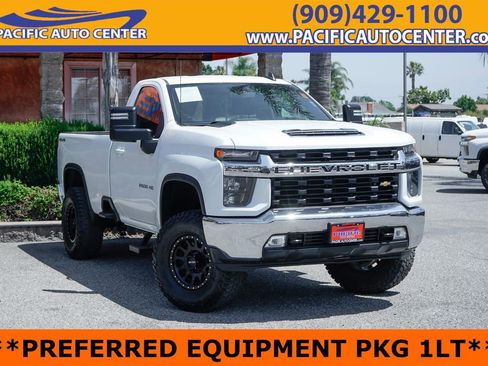 Used 2022 Chevrolet Silverado 2500 LT w/ Convenience Package AWD/4WD image 1