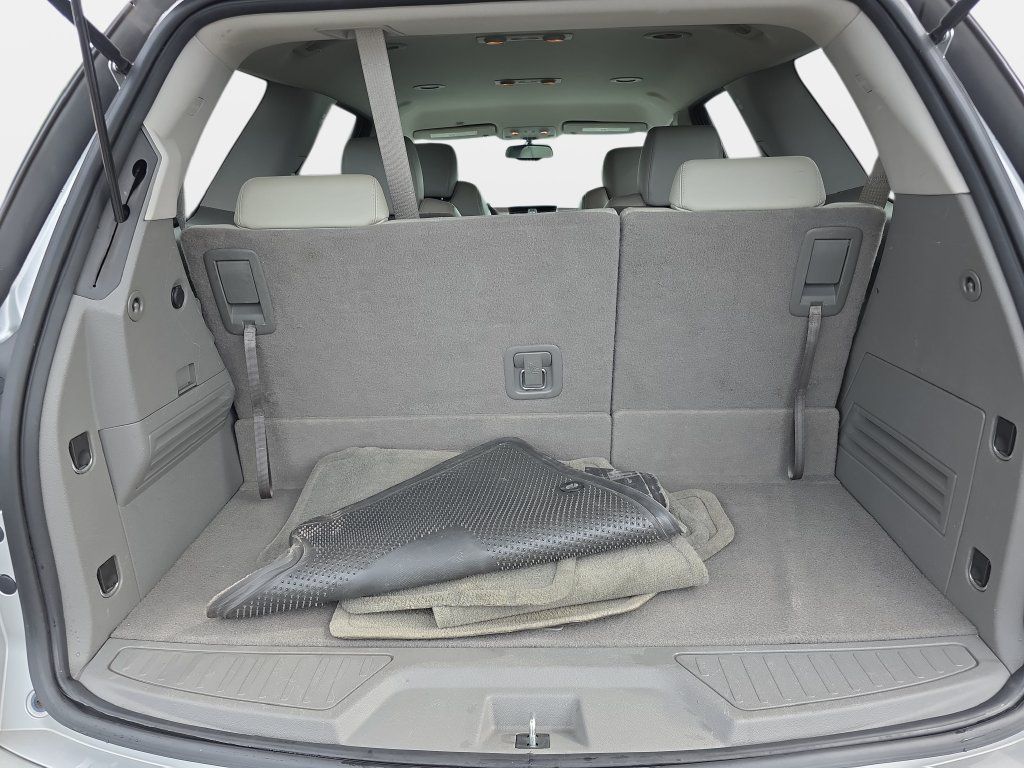 Used 2013 GMC Acadia SLT FWD image 12