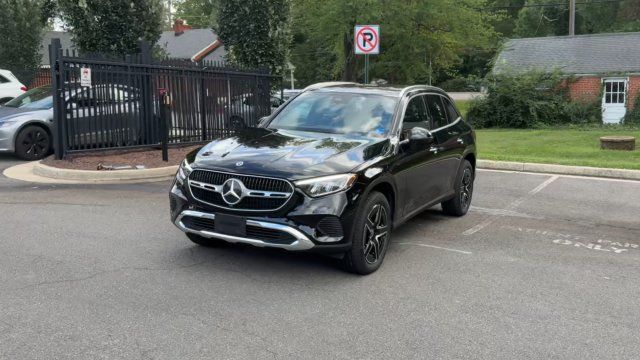 Used 2026 Mercedes-Benz GLC 300 4MATIC image 6