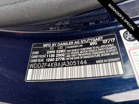 Used 2018 Mercedes-Benz E 300 4MATIC image 30