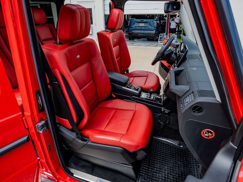 Used 2017 Mercedes-Benz G 550 image 31