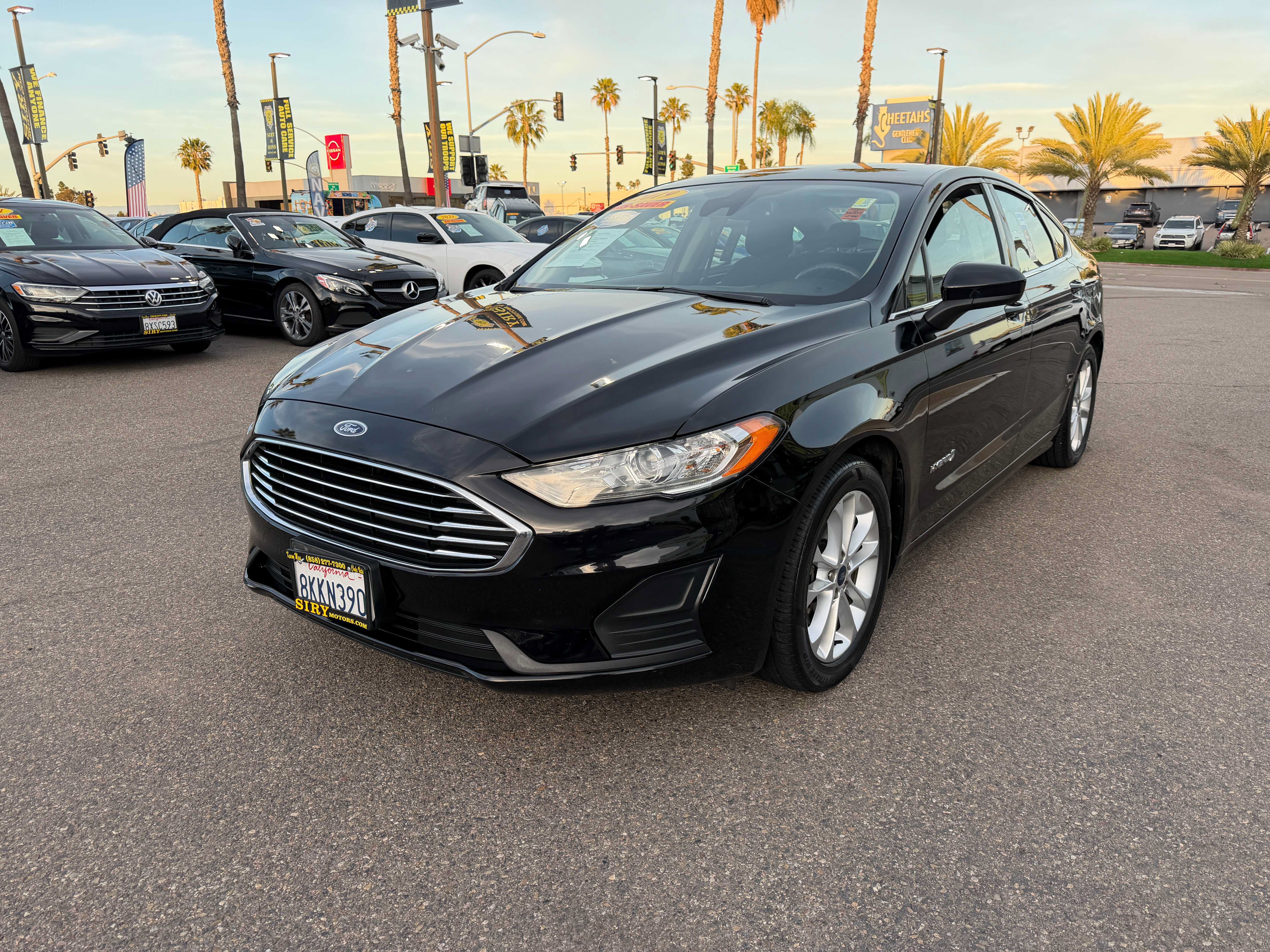 Used 2019 Ford Fusion SE FWD image 7