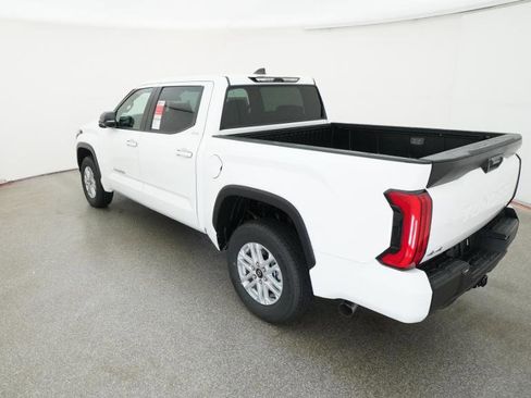 New 2026 Toyota Tundra SR5 AWD/4WD image 8