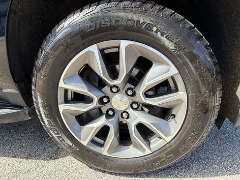 Used 2021 Chevrolet Tahoe LT image 41