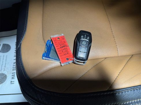 Used 2017 Ford F150 Limited image 32