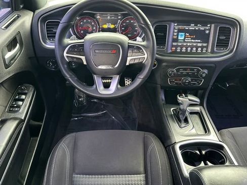 Used 2018 Dodge Charger SXT Plus w/ Performance Handling Group RWD image 16