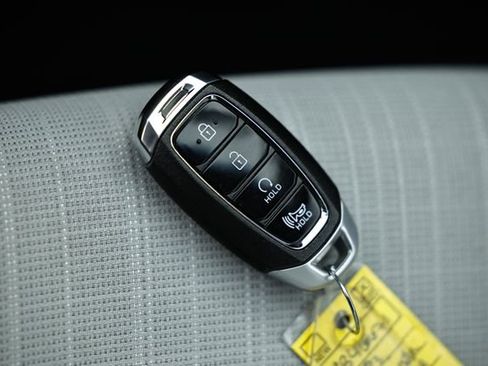 Used 2023 Hyundai Kona SEL AWD/4WD image 41