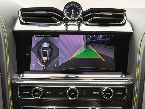 New 2026 Bentley Bentayga Speed AWD/4WD image 37