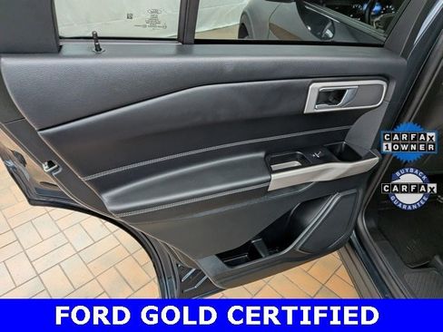 Certified 2023 Ford Explorer XLT w/ Class IV Trailer Tow Package image 18