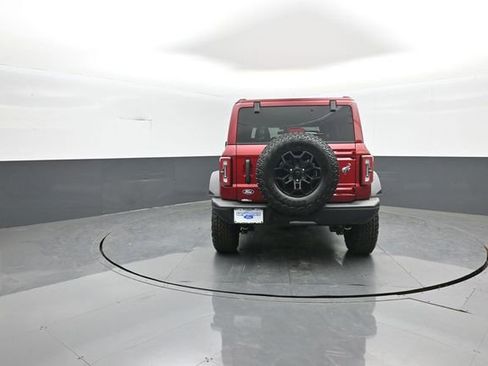 New 2026 Ford Bronco Badlands image 6