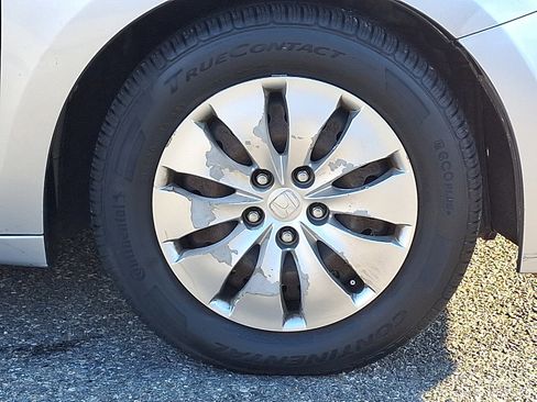 Used 2012 Honda Accord LX image 6