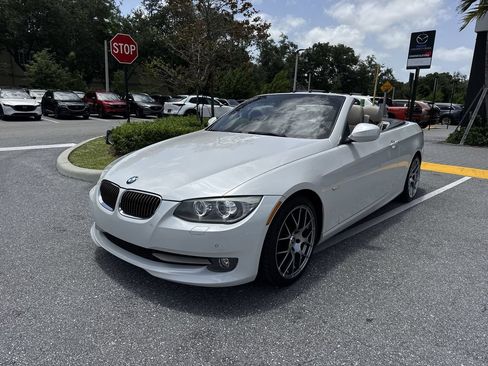 Used 2012 BMW 328i Convertible RWD image 9