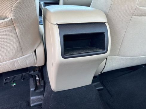 Used 2012 Toyota Camry LE image 13