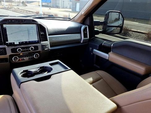 Used 2022 Ford F250 Lariat w/ Lariat Ultimate Package image 25