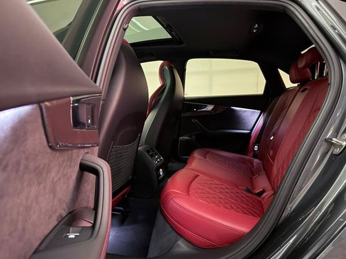 Used 2019 Audi S4 Premium Plus w/ Premium Plus Package AWD/4WD image 24