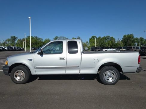 Used 2000 Ford F150 2WD SuperCab image 11
