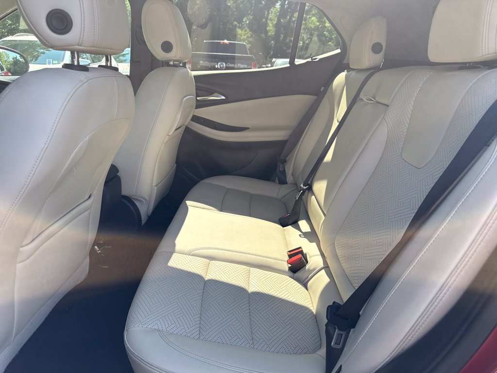 Used 2020 Buick Encore GX Essence w/ Experience Buick Package AWD/4WD image 12