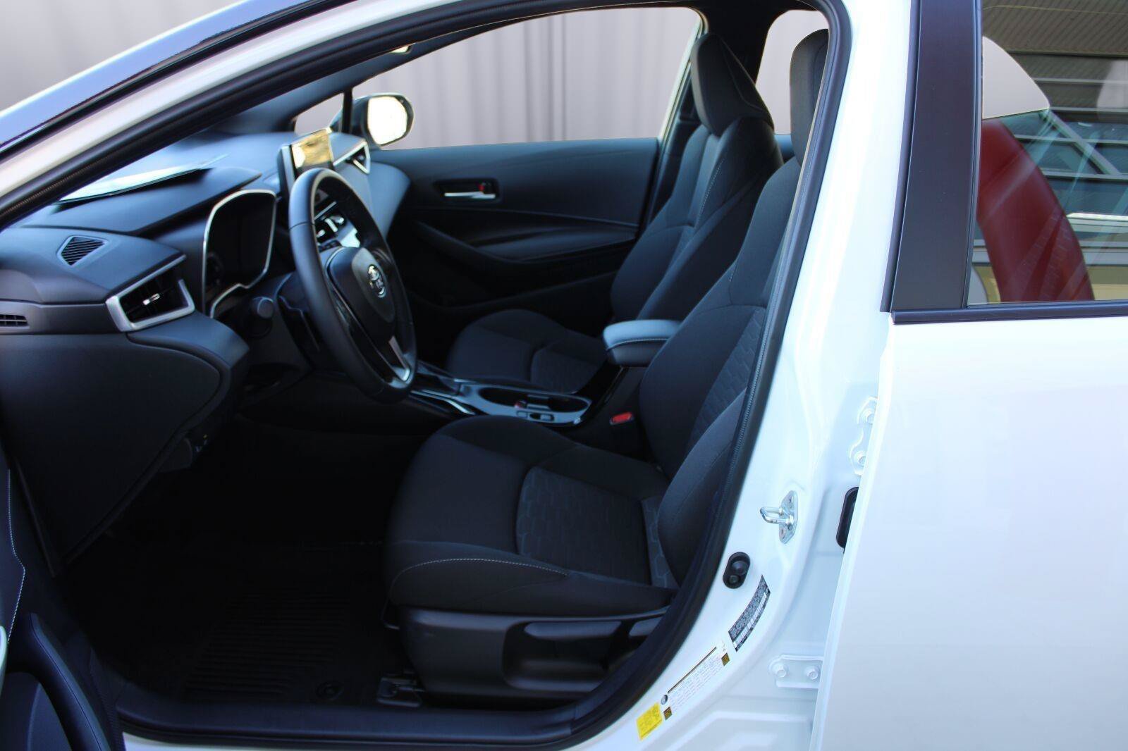 Certified 2024 Toyota Corolla SE w/ SE Package FWD image 34