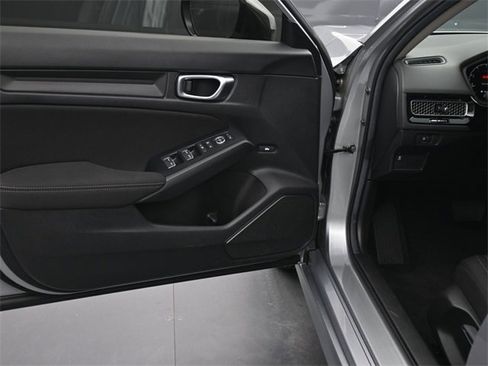 Certified 2025 Honda Civic LX image 17