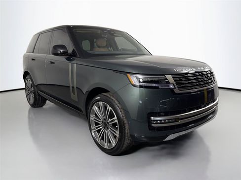 New 2026 Land Rover Range Rover SE AWD/4WD image 3