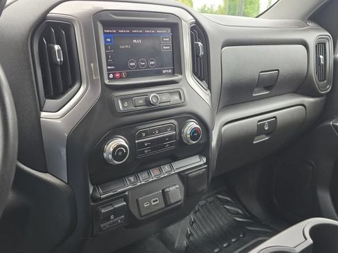 Used 2021 GMC Sierra 3500 4x4 Crew Cab w/ Gooseneck/5TH Wheel Package image 31