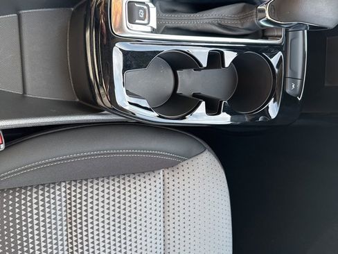 Used 2025 Chevrolet Trax LT w/ Driver Confidence Package image 20