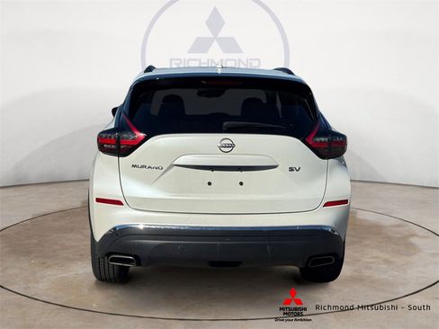 Used 2023 Nissan Murano SV image 4