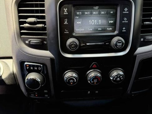 Used 2018 RAM 1500 Express w/ Black Ram 1500 Express Group AWD/4WD image 15
