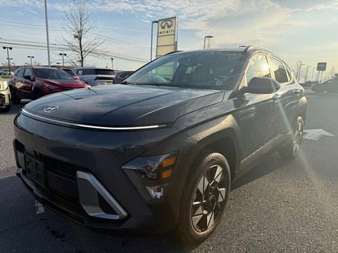 Used 2024 Hyundai Kona SEL image 5