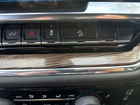 Used 2024 Chevrolet Silverado 1500 RST w/ Z71 Off-Road Package image 21